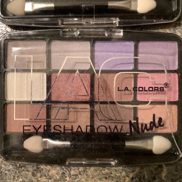 💥HOST PICK💥 L.A. Colors 12 eyeshadow palette🌟 - Picture 3 of 4